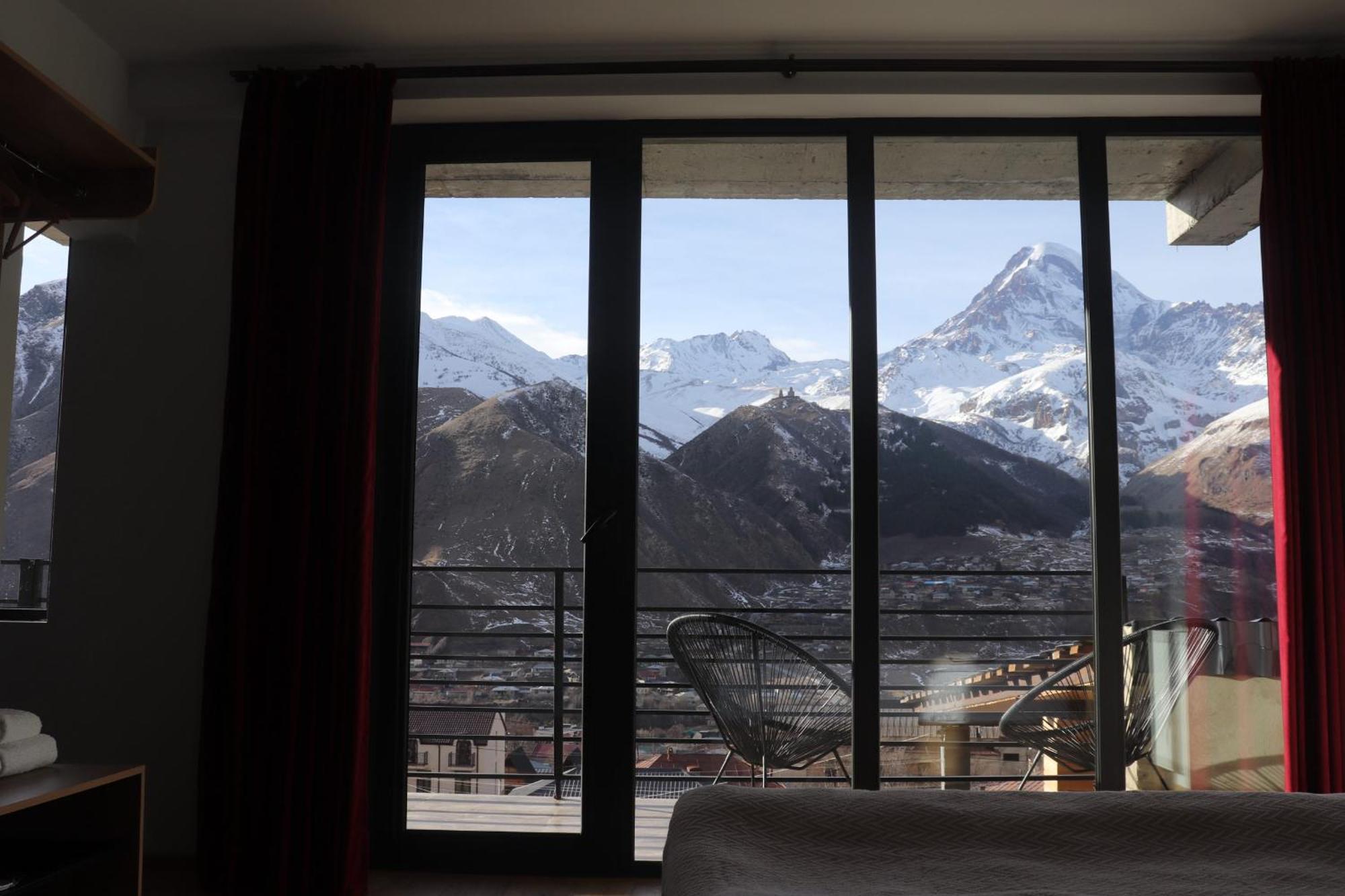 Rooftop Kazbegi ภายนอก รูปภาพ