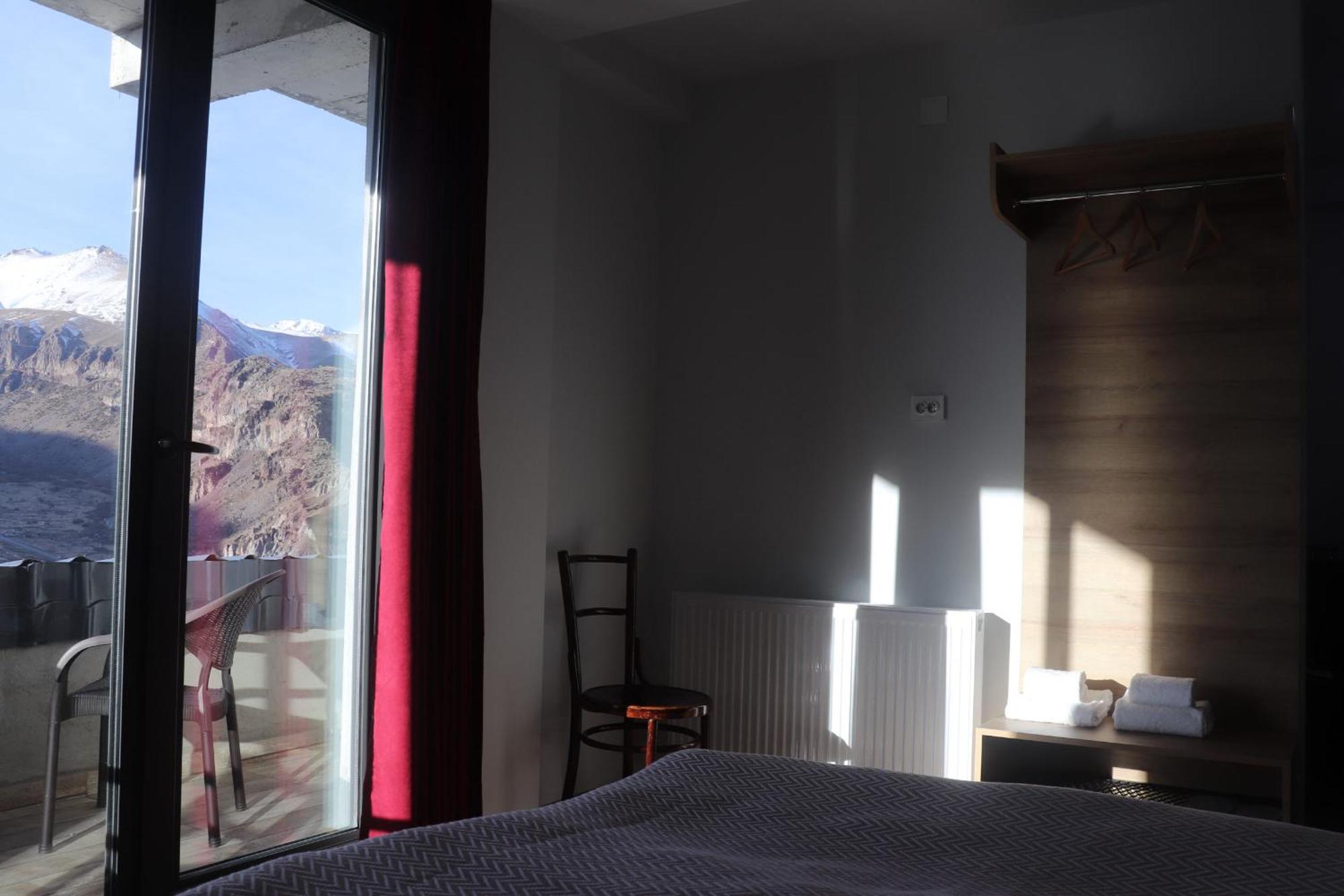 Rooftop Kazbegi ห้อง รูปภาพ